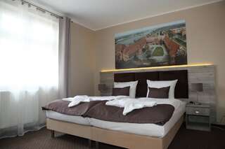 Отель Hotel Piast w centrum Мальборк Стандартный двухместный номер с 1 кроватью или 2 отдельными кроватями-3