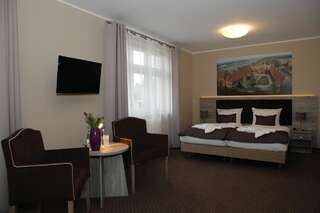 Отель Hotel Piast w centrum Мальборк Двухместный номер Делюкс с 1 кроватью или 2 отдельными кроватями-4